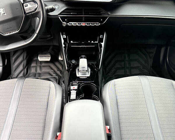 Сірий Пежо 2008, об'ємом двигуна 1.2 л та пробігом 70 тис. км за 18900 $, фото 34 на Automoto.ua