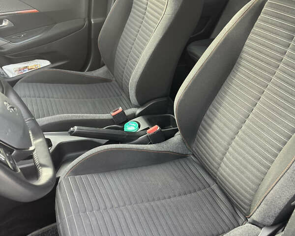 Серый Пежо 2008, объемом двигателя 1.5 л и пробегом 182 тыс. км за 17950 $, фото 20 на Automoto.ua