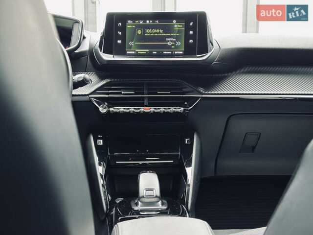 Сірий Пежо 2008, об'ємом двигуна 1.2 л та пробігом 119 тис. км за 17900 $, фото 41 на Automoto.ua