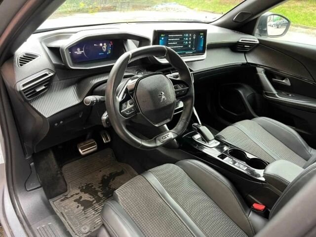 Серый Пежо 2008, объемом двигателя 0 л и пробегом 43 тыс. км за 11000 $, фото 5 на Automoto.ua