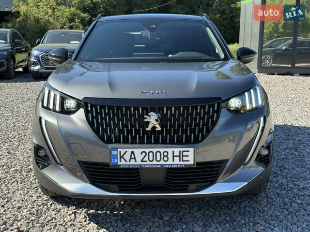Серый Пежо 2008, объемом двигателя 1.2 л и пробегом 17 тыс. км за 23800 $, фото 1 на Automoto.ua