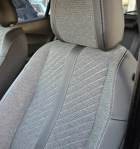 Серый Пежо 2008, объемом двигателя 1.2 л и пробегом 10 тыс. км за 22999 $, фото 51 на Automoto.ua