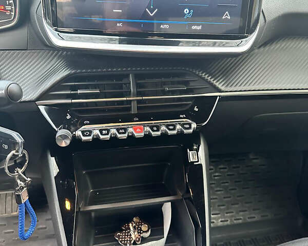 Серый Пежо 2008, объемом двигателя 1.5 л и пробегом 27 тыс. км за 24700 $, фото 13 на Automoto.ua