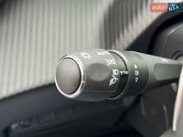 Серый Пежо 2008, объемом двигателя 1.5 л и пробегом 14 тыс. км за 27500 $, фото 43 на Automoto.ua