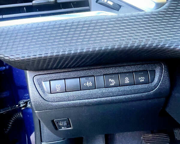 Пежо 2008 2015 у Стрые на Automoto.ua Синій Пежо 2008, об'ємом двигуна 1.6 л та пробігом 179 тис. км за 11500 $, фото 33 на Automoto.ua