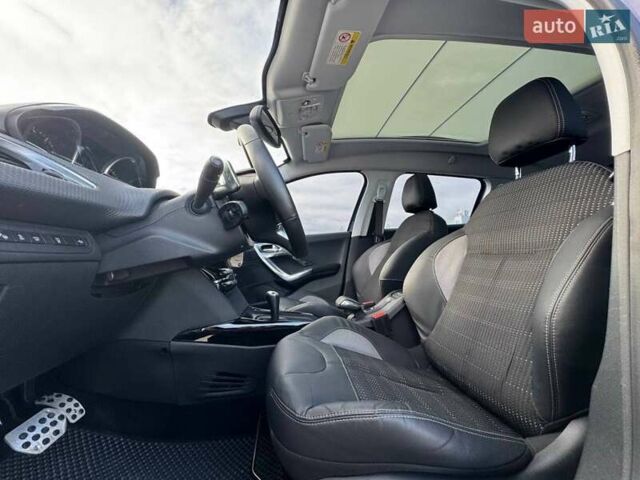 Синій Пежо 2008, об'ємом двигуна 1.6 л та пробігом 137 тис. км за 11500 $, фото 17 на Automoto.ua