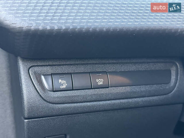 Пежо 2008 2019 у Одесі на Automoto.ua Синій Пежо 2008, об'ємом двигуна 1.2 л та пробігом 92 тис. км за 14500 $, фото 26 на Automoto.ua