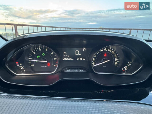 Пежо 2008 2019 у Одесі на Automoto.ua Синій Пежо 2008, об'ємом двигуна 1.2 л та пробігом 92 тис. км за 14500 $, фото 27 на Automoto.ua