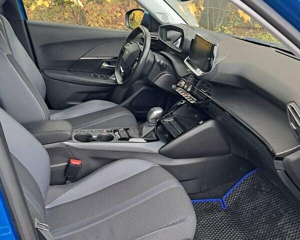 Синій Пежо 2008, об'ємом двигуна 1.2 л та пробігом 59 тис. км за 19000 $, фото 12 на Automoto.ua