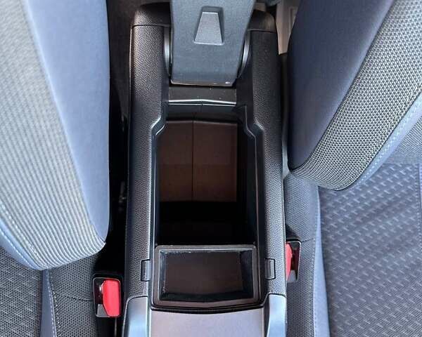 Синій Пежо 2008, об'ємом двигуна 0 л та пробігом 63 тис. км за 15900 $, фото 40 на Automoto.ua