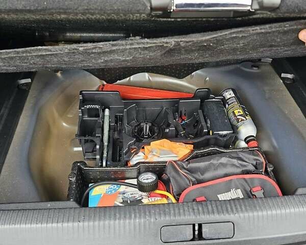 Синий Пежо 2008, объемом двигателя 1.5 л и пробегом 155 тыс. км за 20000 $, фото 37 на Automoto.ua