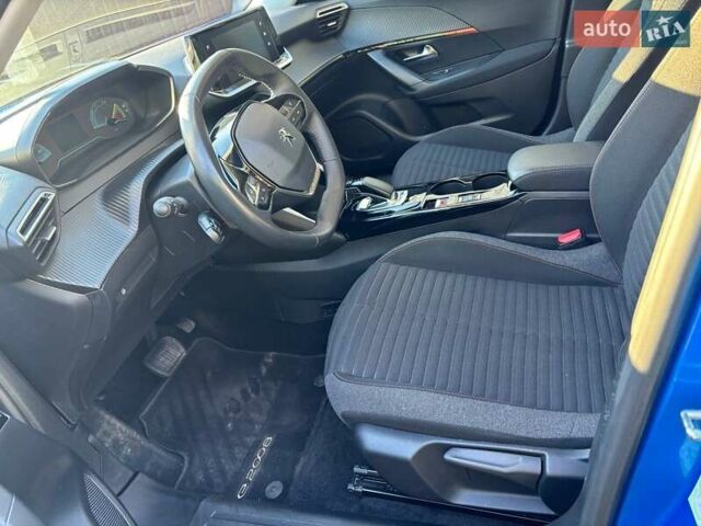 Синий Пежо 2008, объемом двигателя 0 л и пробегом 64 тыс. км за 16850 $, фото 4 на Automoto.ua