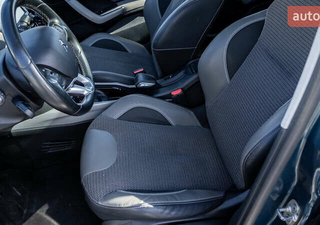 Зелений Пежо 2008, об'ємом двигуна 1.2 л та пробігом 45 тис. км за 12500 $, фото 37 на Automoto.ua