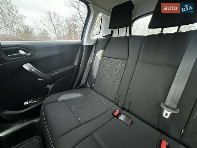 Зеленый Пежо 2008, объемом двигателя 1.2 л и пробегом 85 тыс. км за 9900 $, фото 21 на Automoto.ua