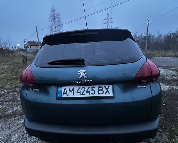 Зеленый Пежо 2008, объемом двигателя 1.2 л и пробегом 85 тыс. км за 9900 $, фото 3 на Automoto.ua