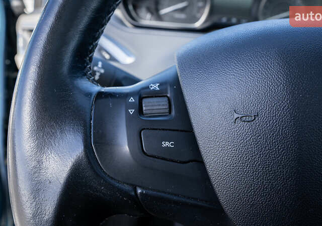 Зелений Пежо 2008, об'ємом двигуна 1.2 л та пробігом 45 тис. км за 12500 $, фото 26 на Automoto.ua