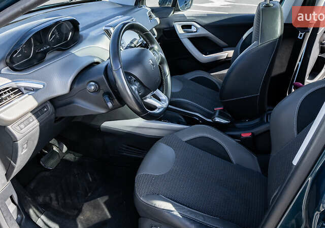 Зелений Пежо 2008, об'ємом двигуна 1.2 л та пробігом 45 тис. км за 12500 $, фото 20 на Automoto.ua