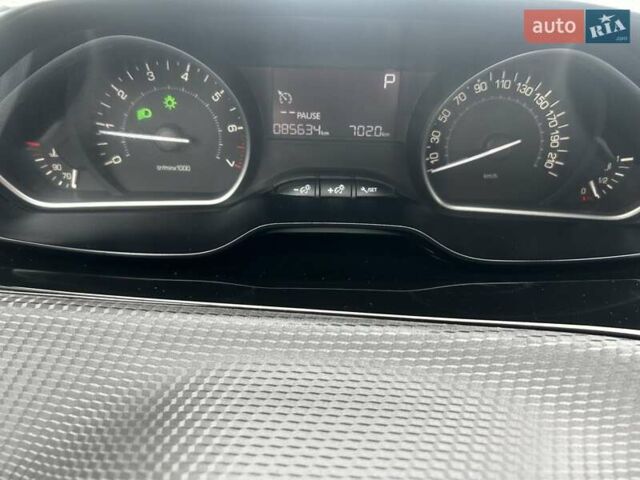 Зеленый Пежо 2008, объемом двигателя 1.2 л и пробегом 85 тыс. км за 9900 $, фото 24 на Automoto.ua