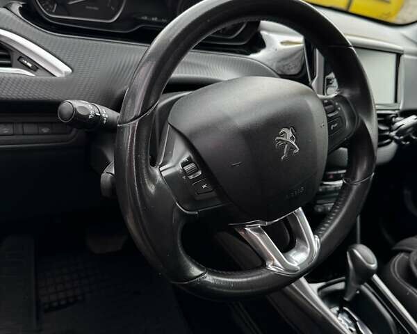 Зеленый Пежо 2008, объемом двигателя 1.2 л и пробегом 133 тыс. км за 12000 $, фото 34 на Automoto.ua