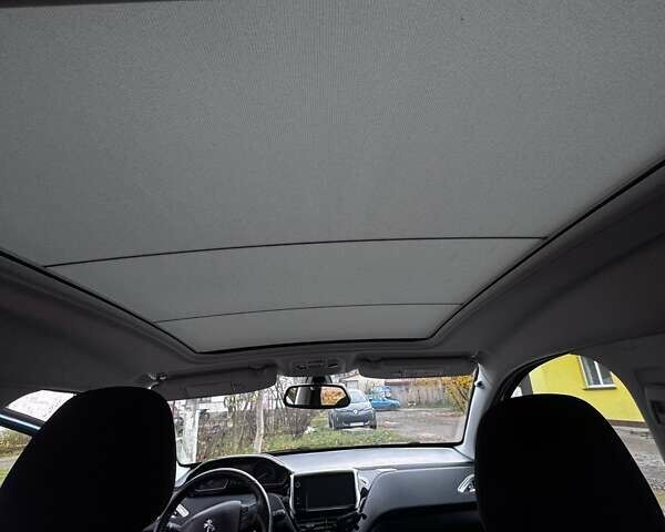 Зеленый Пежо 2008, объемом двигателя 1.2 л и пробегом 133 тыс. км за 12000 $, фото 31 на Automoto.ua