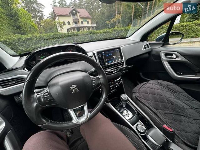 Зеленый Пежо 2008, объемом двигателя 1.2 л и пробегом 133 тыс. км за 12000 $, фото 22 на Automoto.ua