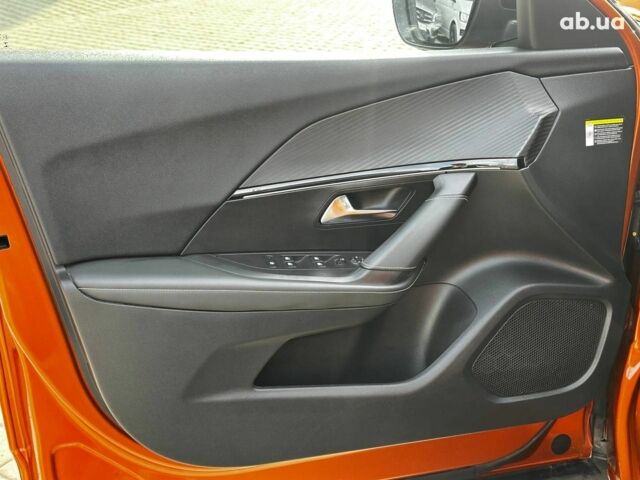 Оранжевый Пежо 2008, объемом двигателя 1.2 л и пробегом 49 тыс. км за 22490 $, фото 18 на Automoto.ua