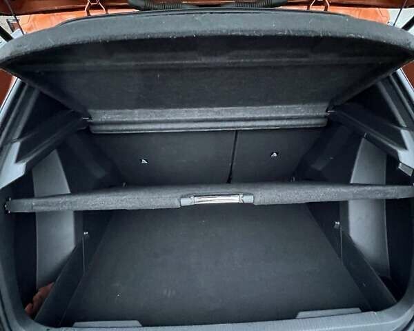 Помаранчевий Пежо 2008, об'ємом двигуна 1.2 л та пробігом 67 тис. км за 19700 $, фото 24 на Automoto.ua