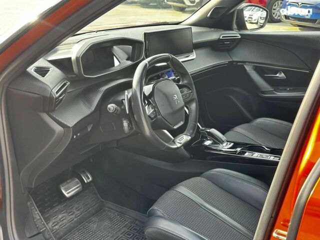 Оранжевый Пежо 2008, объемом двигателя 1.2 л и пробегом 49 тыс. км за 22490 $, фото 16 на Automoto.ua