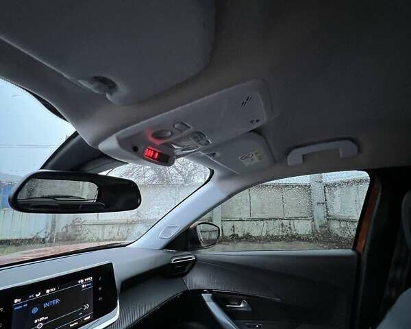 Помаранчевий Пежо 2008, об'ємом двигуна 1.2 л та пробігом 67 тис. км за 19700 $, фото 16 на Automoto.ua
