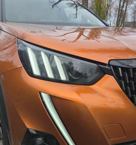 Оранжевый Пежо 2008, объемом двигателя 1.2 л и пробегом 90 тыс. км за 20000 $, фото 7 на Automoto.ua