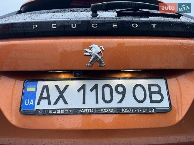 Помаранчевий Пежо 2008, об'ємом двигуна 1.2 л та пробігом 67 тис. км за 19700 $, фото 4 на Automoto.ua
