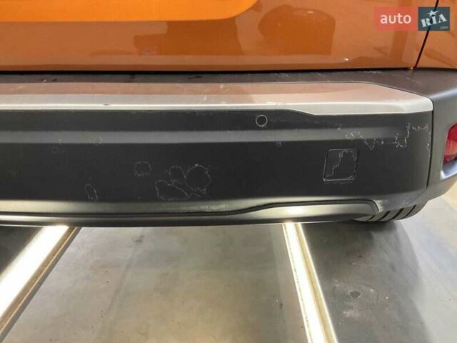 Помаранчевий Пежо 2008, об'ємом двигуна 0 л та пробігом 82 тис. км за 17000 $, фото 2 на Automoto.ua