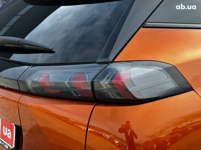Оранжевый Пежо 2008, объемом двигателя 1.2 л и пробегом 49 тыс. км за 22490 $, фото 7 на Automoto.ua