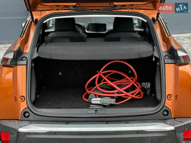 Помаранчевий Пежо 2008, об'ємом двигуна 0 л та пробігом 68 тис. км за 16600 $, фото 10 на Automoto.ua
