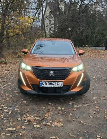 Оранжевый Пежо 2008, объемом двигателя 1.2 л и пробегом 84 тыс. км за 17500 $, фото 5 на Automoto.ua