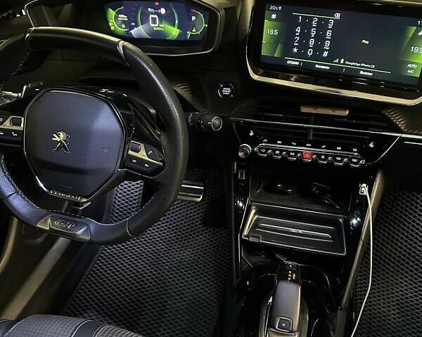 Пежо 2008 2021 в Киеве на Automoto.ua Оранжевый Пежо 2008, объемом двигателя 1.2 л и пробегом 52 тыс. км за 24800 $, фото 18 на Automoto.ua