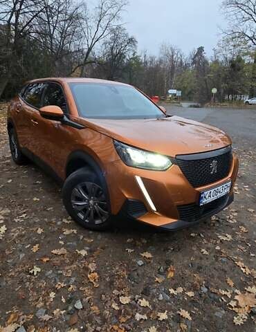 Оранжевый Пежо 2008, объемом двигателя 1.2 л и пробегом 84 тыс. км за 17500 $, фото 6 на Automoto.ua