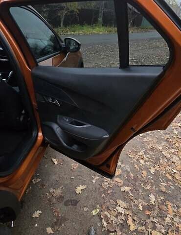 Оранжевый Пежо 2008, объемом двигателя 1.2 л и пробегом 84 тыс. км за 17500 $, фото 14 на Automoto.ua