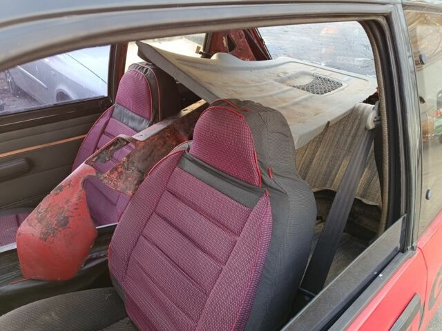 Красный Пежо 205, объемом двигателя 1.4 л и пробегом 100 тыс. км за 350 $, фото 1 на Automoto.ua