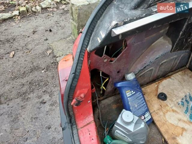 Червоний Пежо 205, об'ємом двигуна 1.4 л та пробігом 250 тис. км за 800 $, фото 20 на Automoto.ua