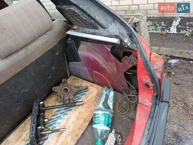 Червоний Пежо 205, об'ємом двигуна 1.4 л та пробігом 250 тис. км за 800 $, фото 15 на Automoto.ua