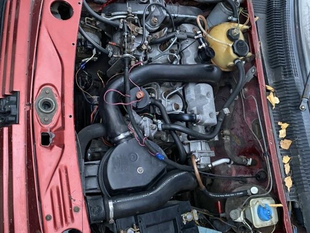 Красный Пежо 205, объемом двигателя 1.8 л и пробегом 200 тыс. км за 700 $, фото 5 на Automoto.ua