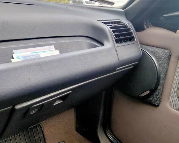 Синий Пежо 205, объемом двигателя 1.6 л и пробегом 320 тыс. км за 1700 $, фото 5 на Automoto.ua