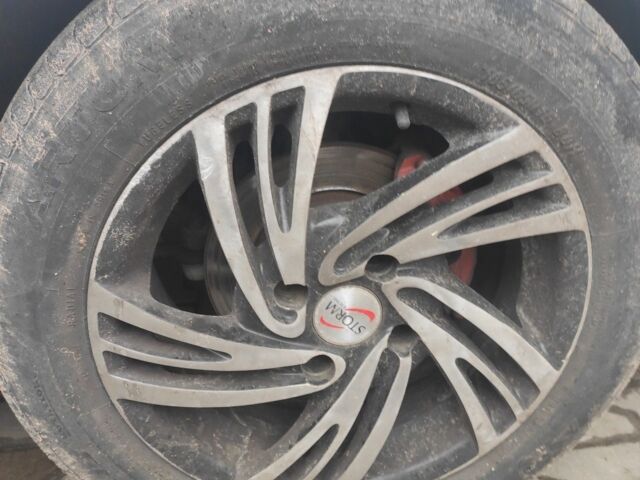 Белый Пежо 206, объемом двигателя 1.4 л и пробегом 201 тыс. км за 3700 $, фото 7 на Automoto.ua