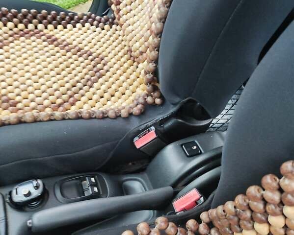 Белый Пежо 206, объемом двигателя 1.1 л и пробегом 112 тыс. км за 5200 $, фото 9 на Automoto.ua