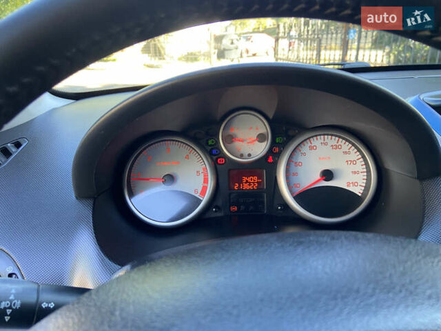 Білий Пежо 206, об'ємом двигуна 1.4 л та пробігом 213 тис. км за 4000 $, фото 13 на Automoto.ua