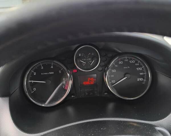 Білий Пежо 206, об'ємом двигуна 1.36 л та пробігом 108 тис. км за 5500 $, фото 1 на Automoto.ua