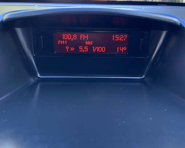 Білий Пежо 206, об'ємом двигуна 1.4 л та пробігом 213 тис. км за 4000 $, фото 16 на Automoto.ua