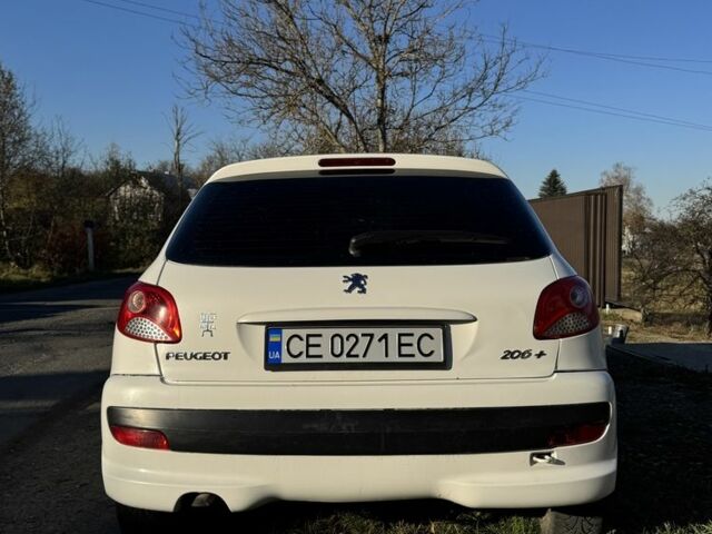 Белый Пежо 206, объемом двигателя 1.4 л и пробегом 152 тыс. км за 4700 $, фото 4 на Automoto.ua