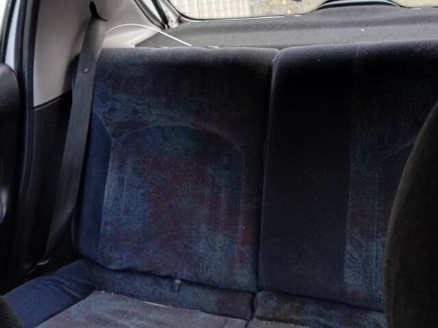 Белый Пежо 206, объемом двигателя 2 л и пробегом 360 тыс. км за 597 $, фото 7 на Automoto.ua